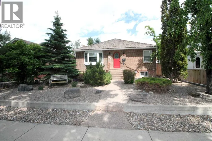 819 9 Avenue S, Lethbridge, Alberta T1J1T6