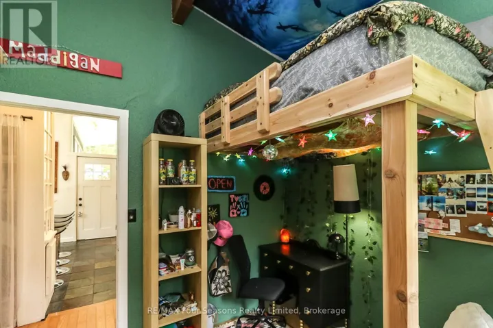 780