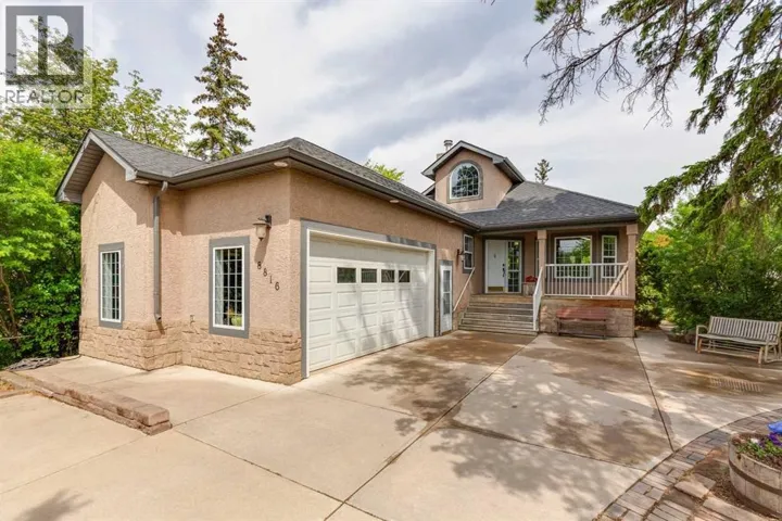 8816 48 Avenue, Calgary, Alberta T3B2B2