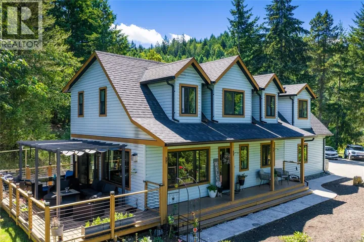 1691 Meadowood Way, Qualicum Beach, British Columbia V9K2S3