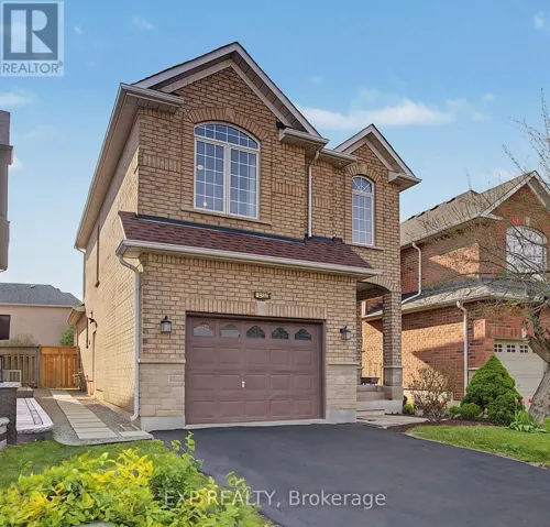 379 GROVEHILL ROAD, Oakville (RO River Oaks), Ontario L6H6P3