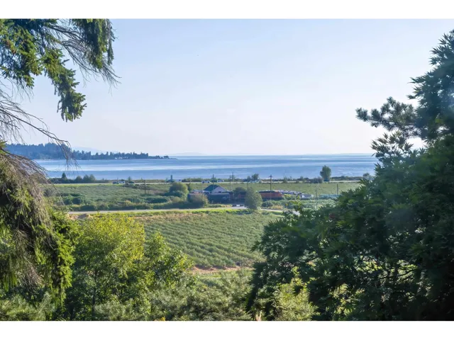 5242 STATION ROAD, Surrey, British Columbia V3X3C4