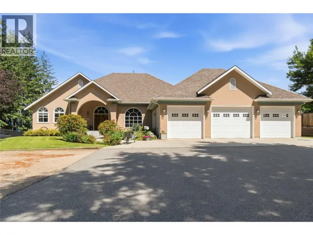 2307 5 Avenue SE, Salmon Arm, British Columbia V1E1K9