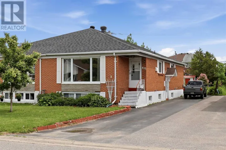 633 Placid AVE, Sault Ste. Marie, Ontario P6B3M4