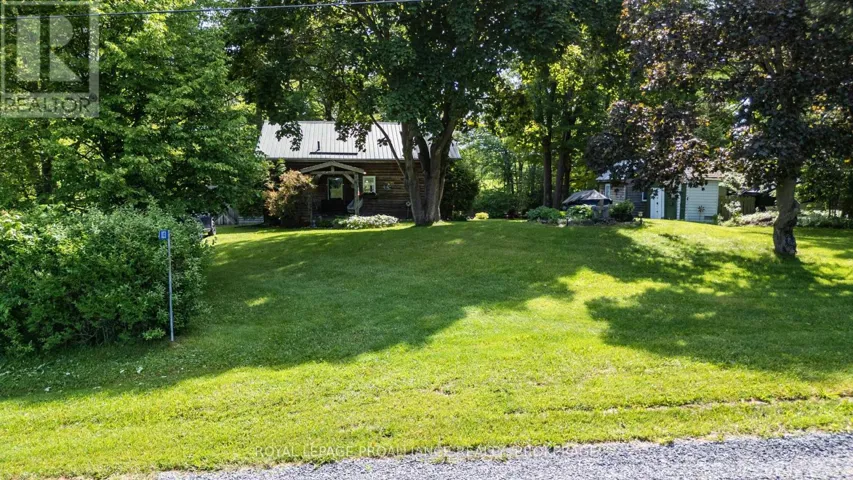 103 ESTATE ROAD, Leeds and the Thousand Islands, Ontario K0E1N0