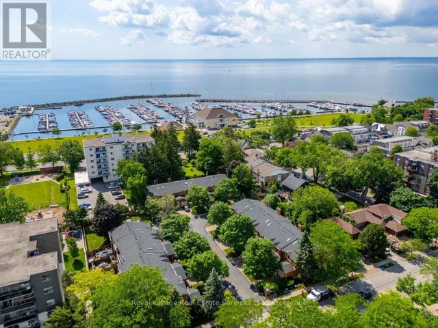 5 - 2314 MARINE DRIVE, Oakville (BR Bronte), Ontario L6L1C3