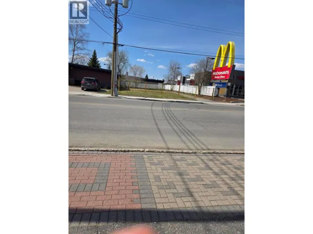 2017 VICTORIA STREET, Prince George, British Columbia V2L2L8