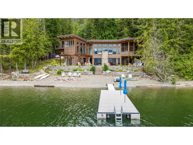 4125 Eagle Bay Road, Eagle Bay, British Columbia V0E1T0