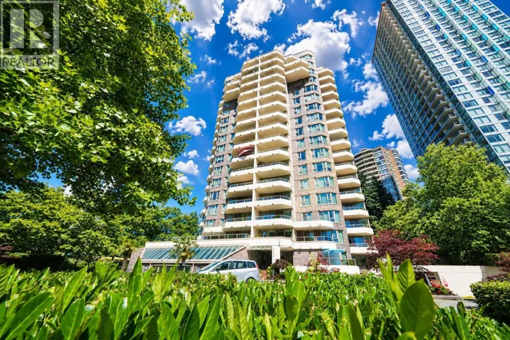 305 5790 PATTERSON AVENUE, Burnaby, British Columbia V5H4H6
