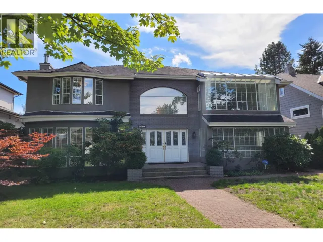 4570 W 13TH AVENUE, Vancouver, British Columbia V6R2V4