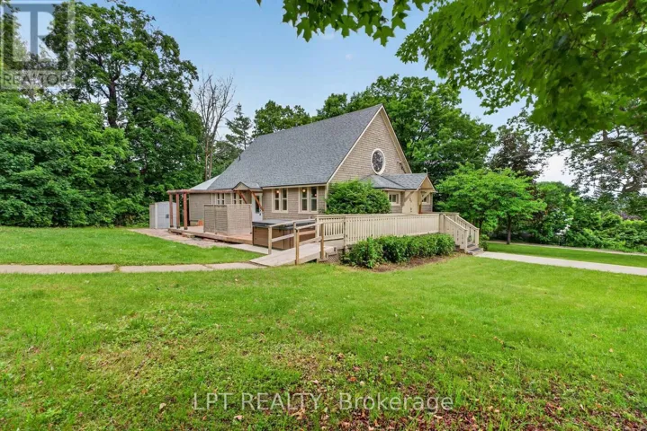 26 CHARBONNEAU STREET, McNab/Braeside, Ontario K0A1G0