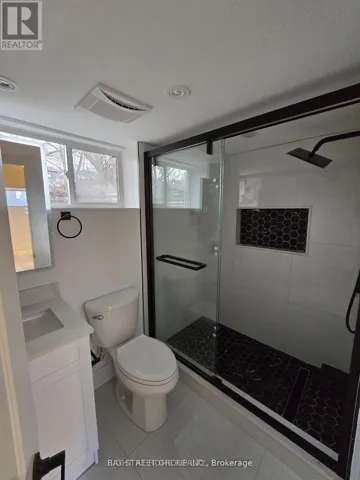 83 FLORENCE AVENUE, Toronto (Lansing-Westgate), Ontario M2N1G2