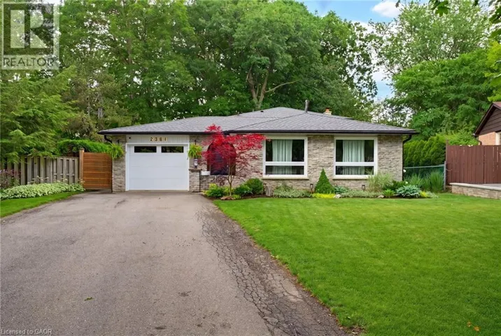 2381 PEART Court, Burlington, Ontario L7P2V5