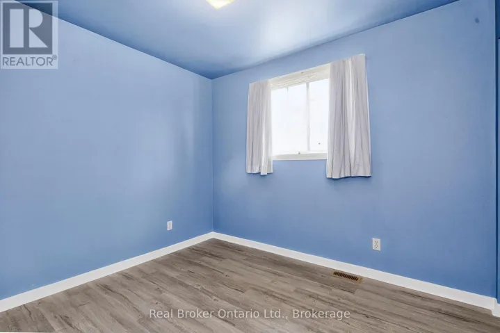 780