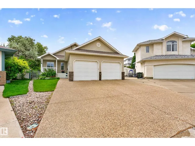 395 Meadowview TC, Sherwood Park, Alberta T8H1X7