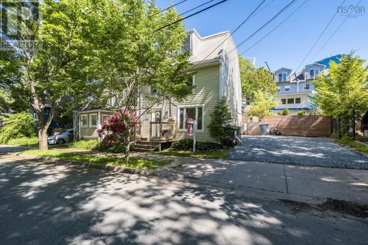 34 Fairbanks Street, Dartmouth, Nova Scotia B3A1C1