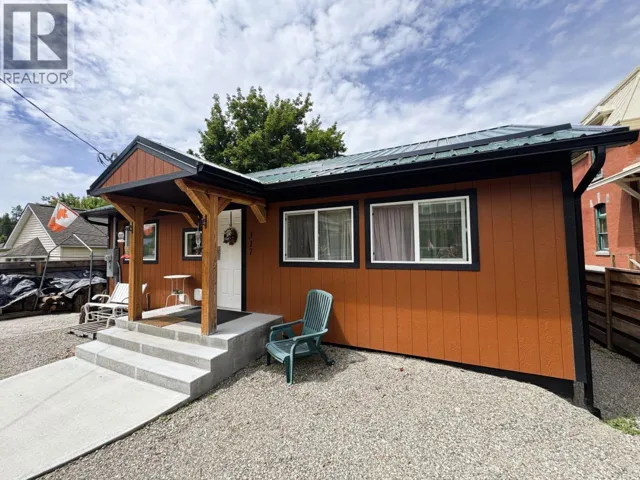 317 South Government Avenue, Greenwood, British Columbia V0H1J0