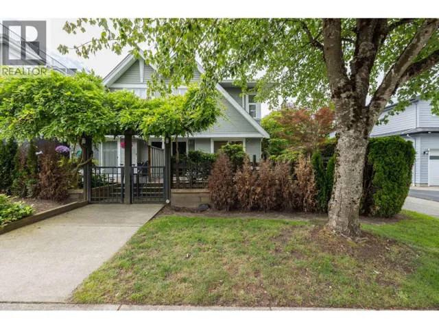 13 1203 MADISON AVENUE, Burnaby, British Columbia V5C6R9