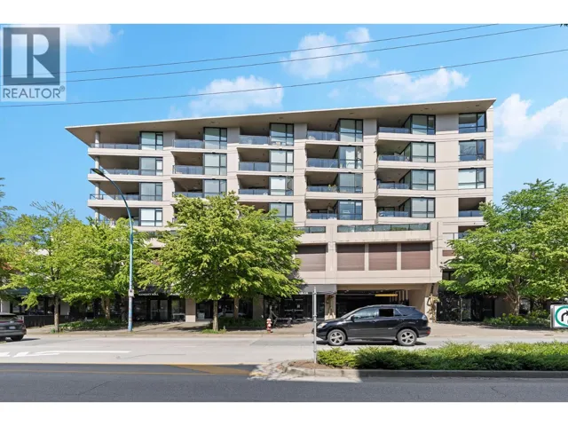 302 160 W 3RD STREET, North Vancouver, British Columbia V7M0A9