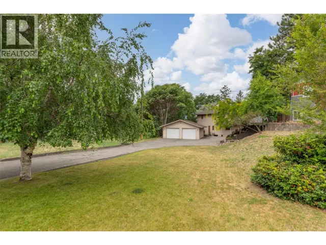 1180 Kelview Street, Kelowna, British Columbia V1Y7M6