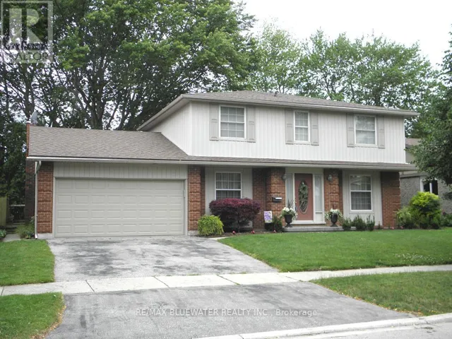 44 SPENCER CRESCENT, London North (North G), Ontario N5X2K6