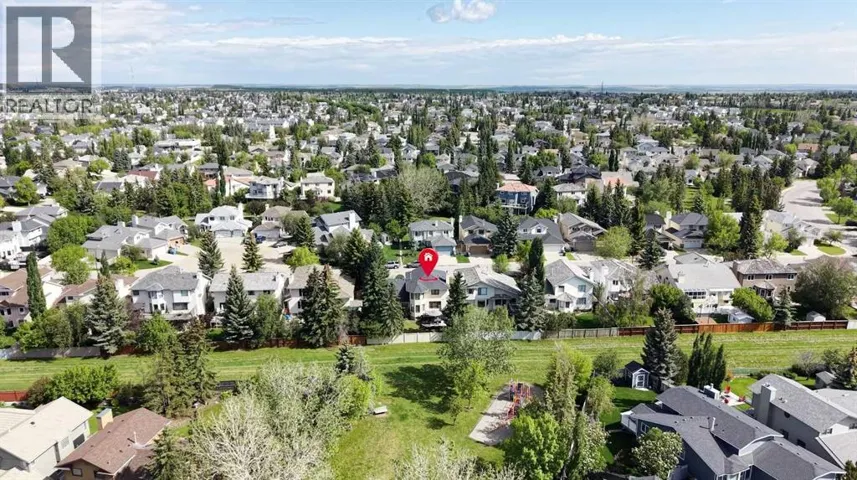 95 Hawkstone Close NW, Calgary, Alberta T3G3P3