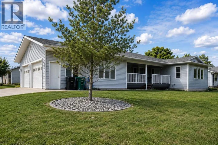1114 6 Avenue W, Beaverlodge, Alberta T0H0C0