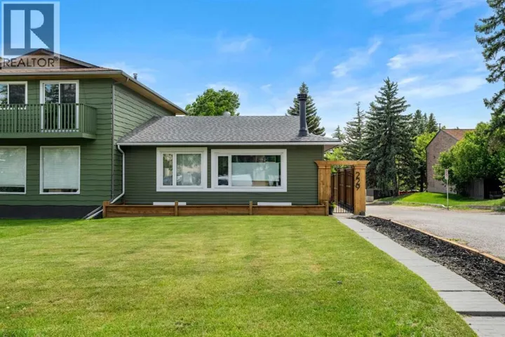 229 84 Avenue SE, Calgary, Alberta T2H1N5