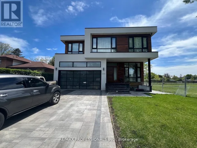 2206 UTLEY ROAD, Mississauga (Clarkson), Ontario L5J1X1
