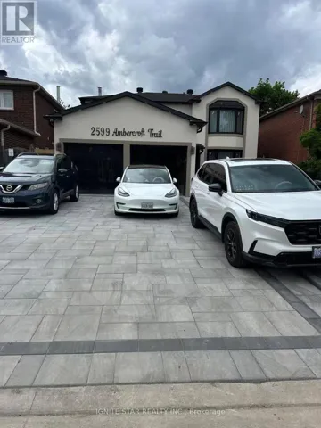 2599 AMBERCROFT TRAIL, Mississauga (Central Erin Mills), Ontario L5M4K5