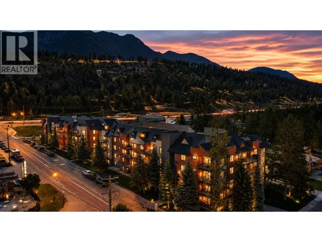4874 Stanley Street Unit# 2208, Radium Hot Springs, British Columbia V0A1M0