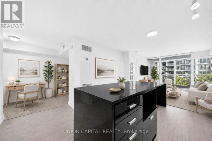 315 - 15 SINGER COURT, Toronto (Bayview Village), Ontario M2K0B1