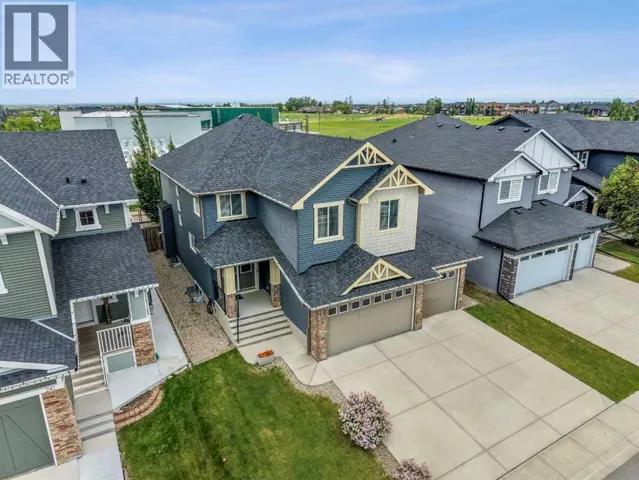 237 Kinniburgh Way, Chestermere, Alberta T1X0R9