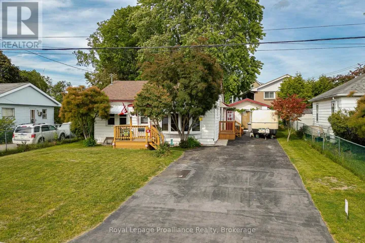 61 ORCHARD DRIVE, Belleville (Belleville Ward), Ontario K8P2K6