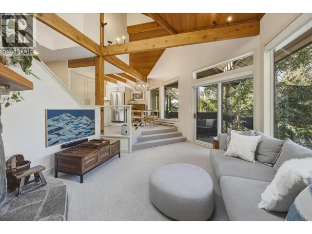 205 6117 EAGLE DRIVE, Whistler, British Columbia V0N1B6