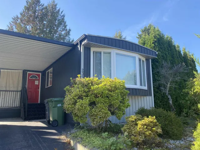 235 1840 160 STREET, Surrey, British Columbia V4A4X4