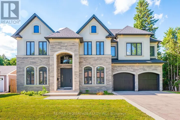 11 OAKLEY COURT, Hamilton (Ancaster), Ontario L9G1T6