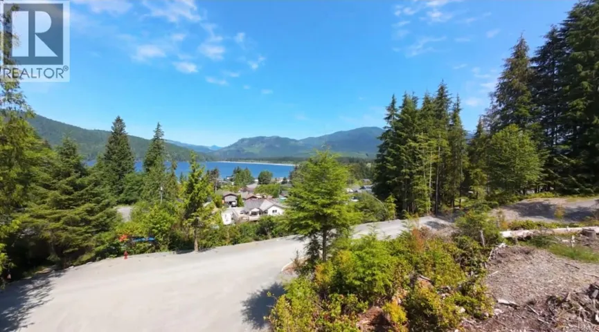 16997 Beachview Dr, Port Renfrew, British Columbia V0S1K0