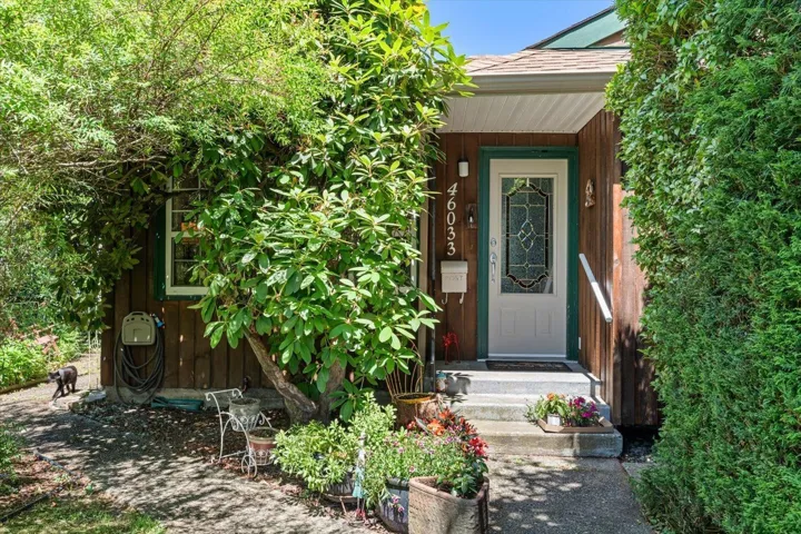 46033 FIFTH AVENUE, Chilliwack Downtown, Chilliwack, British Columbia V2P1M6