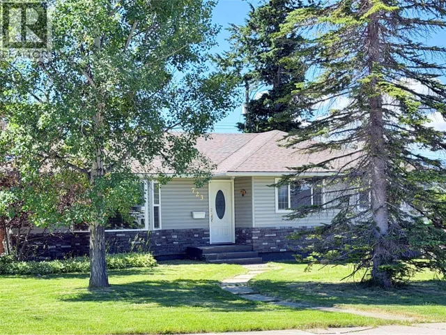723 8th Street S, Cranbrook, British Columbia V1C1P5