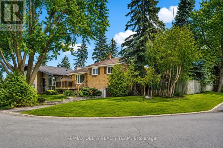841 BALSAM DRIVE, Ottawa, Ontario K1E1B8