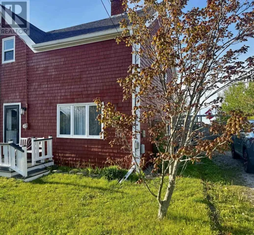 134 Centre Avenue, Donkin, Nova Scotia B1A6N6