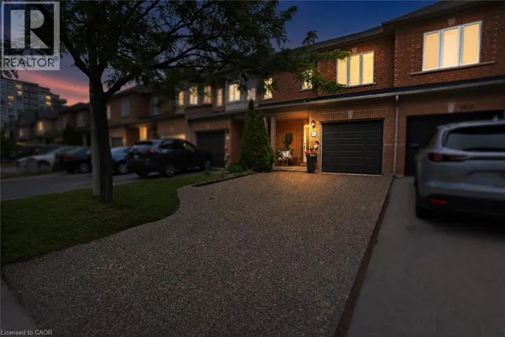1815 MCCOY Avenue, Burlington, Ontario L7L7L8