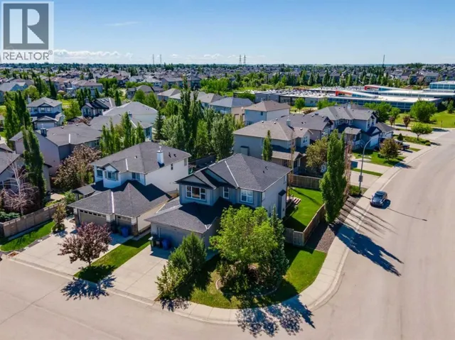 572 West Creek Point, Chestermere, Alberta T1X1T3