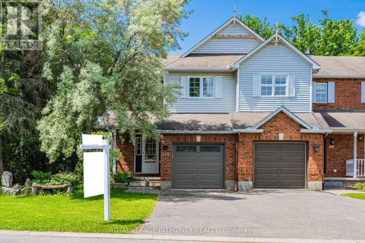 208 BLACKDOME CRESCENT, Ottawa, Ontario K2T1A6