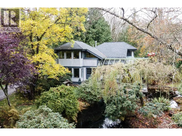 896 CHARMAN ROAD, Gibsons, British Columbia V0N1V4