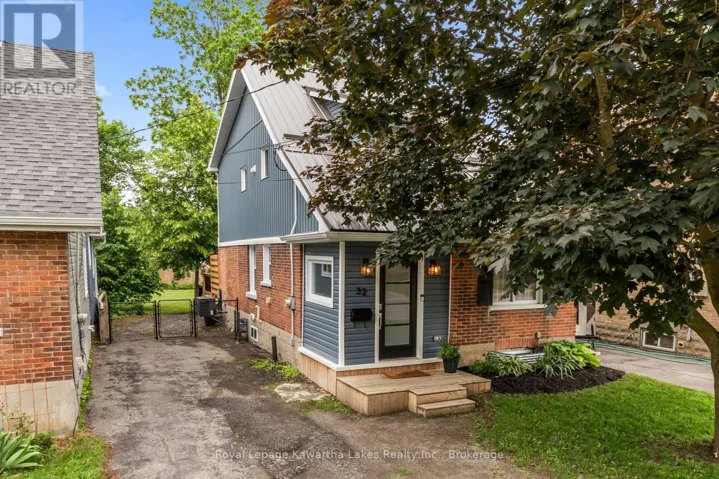 32 SIMCOE STREET, Kawartha Lakes (Lindsay), Ontario K9V2G4
