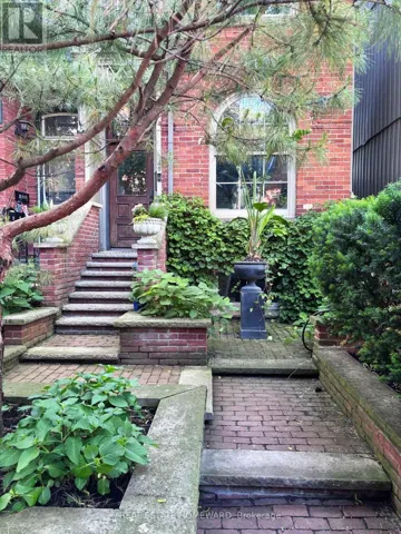 45 GRANT STREET, Toronto (South Riverdale), Ontario M4M2H6