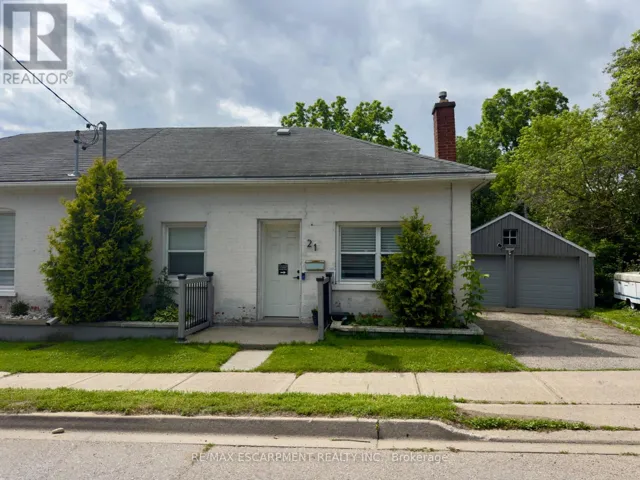 21 CEDAR STREET, Cambridge, Ontario N1S1T8