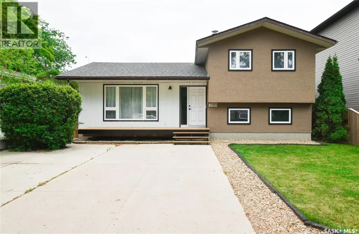 2315 St George AVENUE, Saskatoon, Saskatchewan S7M0K9